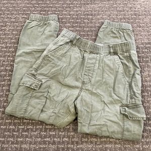Girls Abercrombie kids, cargo joggers size 11 12